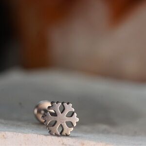 Snow Flake Threadless end - Titanium